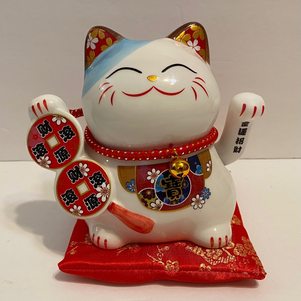 Japanese Lucky Money Cat with moving arm (财源滾滾）neko Yakushi kiln Mino Po…